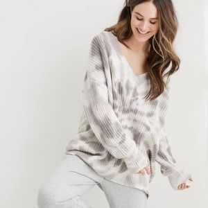 Aerie Gray and White Wide Tie Dye V Neck Oversized Pullover Sweater